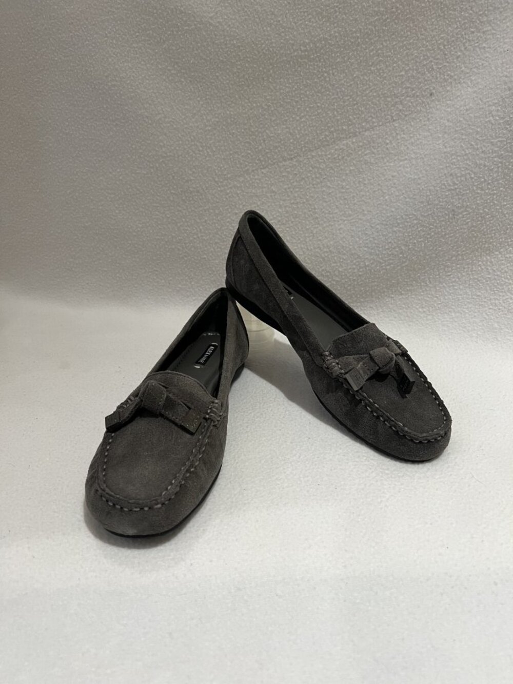Alex Marie Women's Suede Slip-on Loafers Moccasins, Gray, Size 7.5M, New in Box